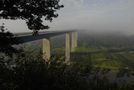 Brücke im Morgennebel von J. Simon 