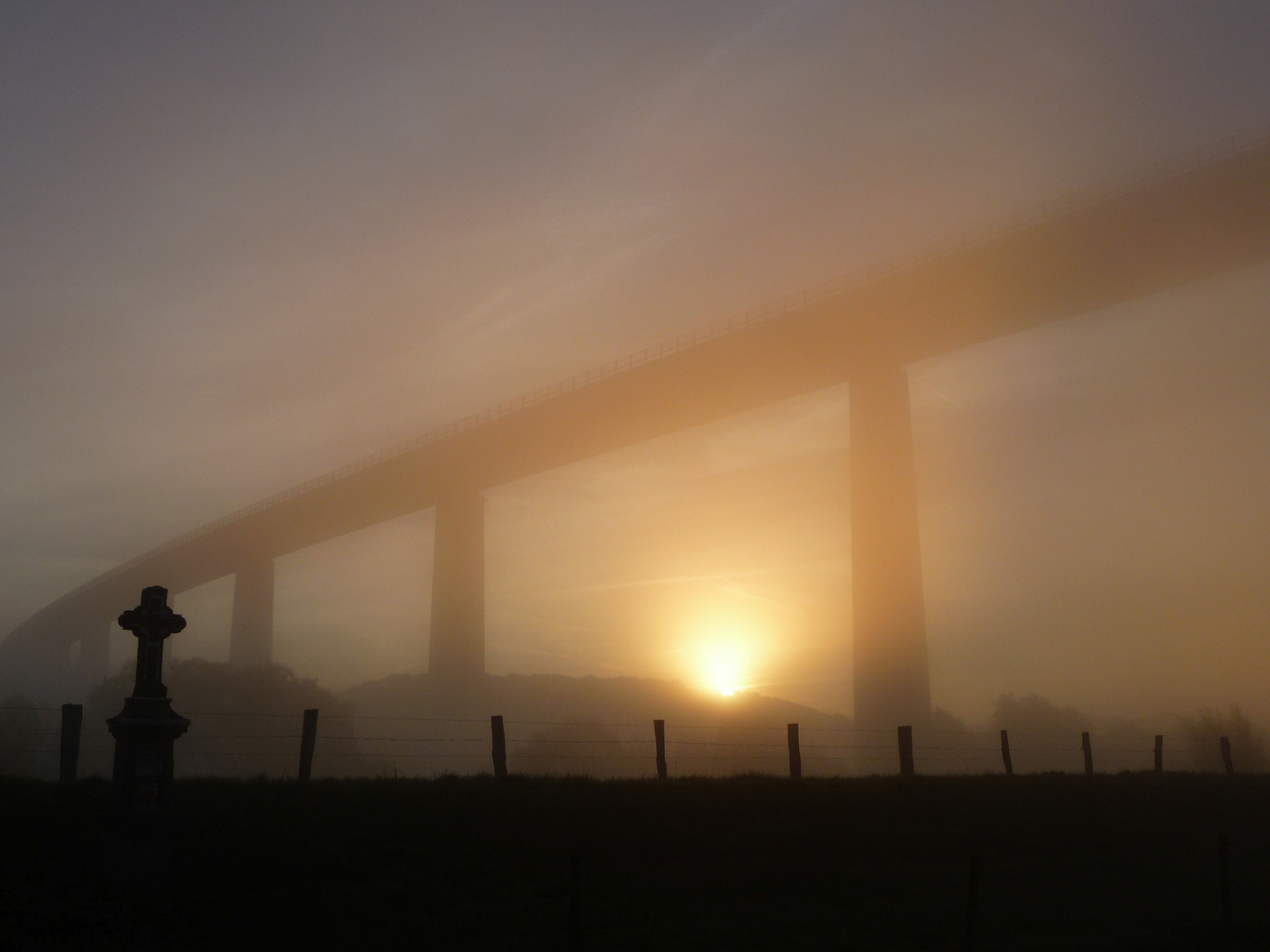 Brücke im Nebel 2