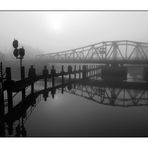 Brücke im Nebel