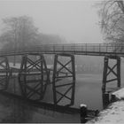 Brücke im Nebel