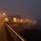 Brücke im Nebel