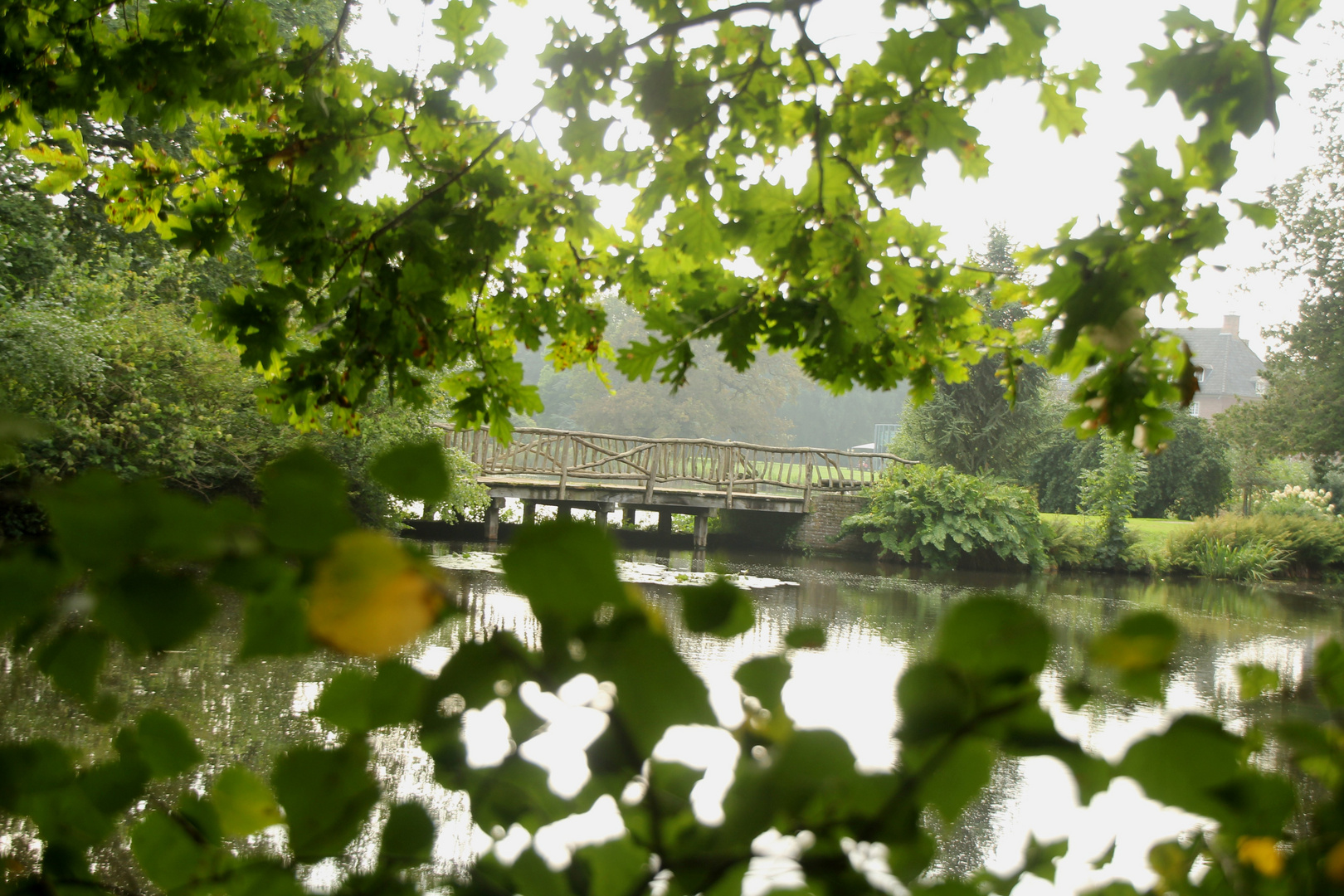 Brücke im Schlosspark