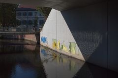 Brücke im Sonnenlicht