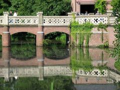 Brücke im Spiegel