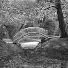 Brücke im Spiegel