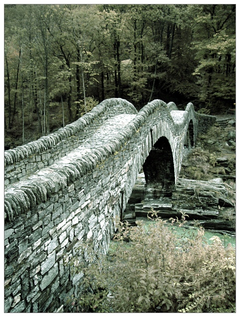 Brücke im Val Verzasca [IR]