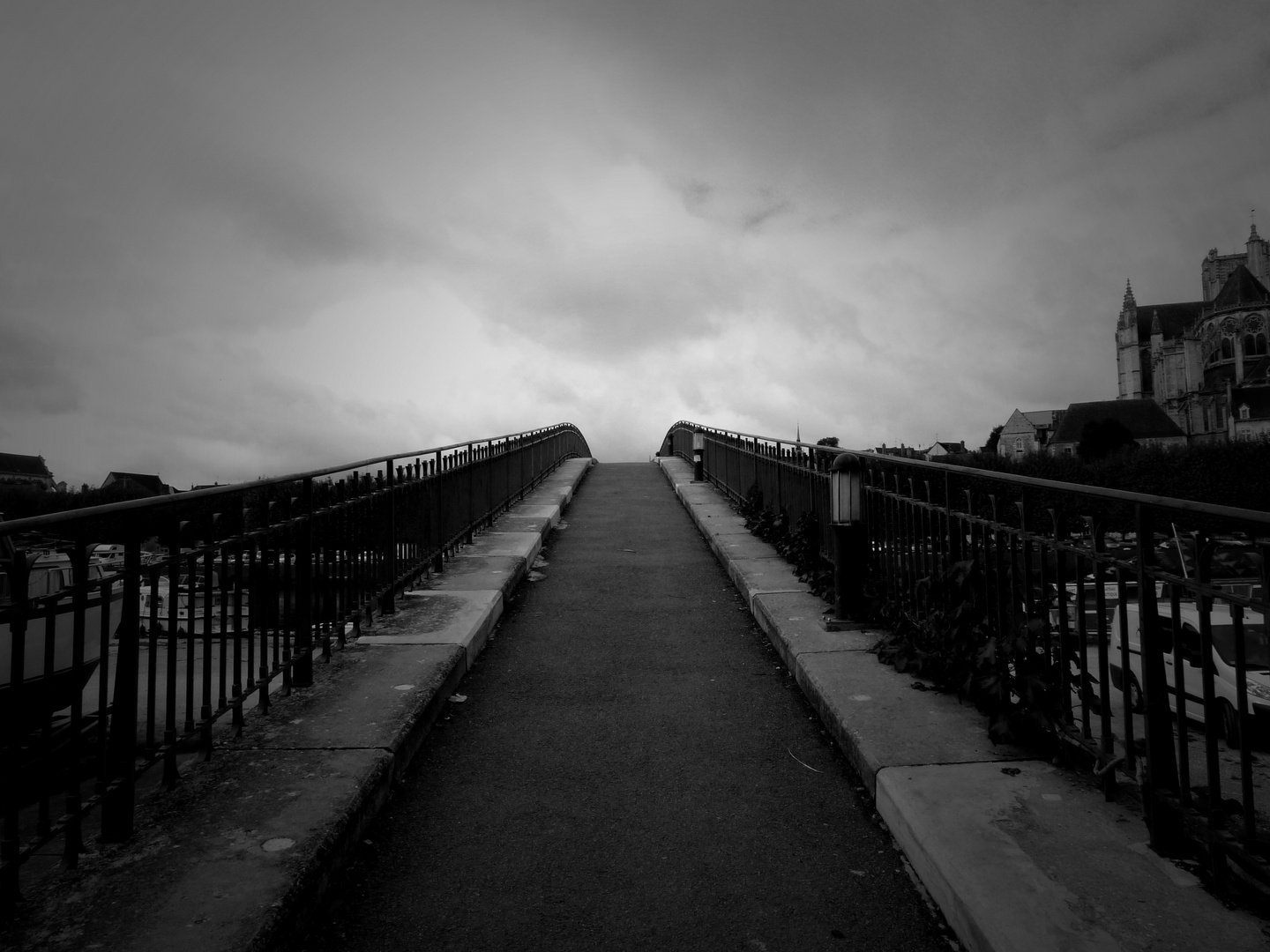 Brücke in Auxerre