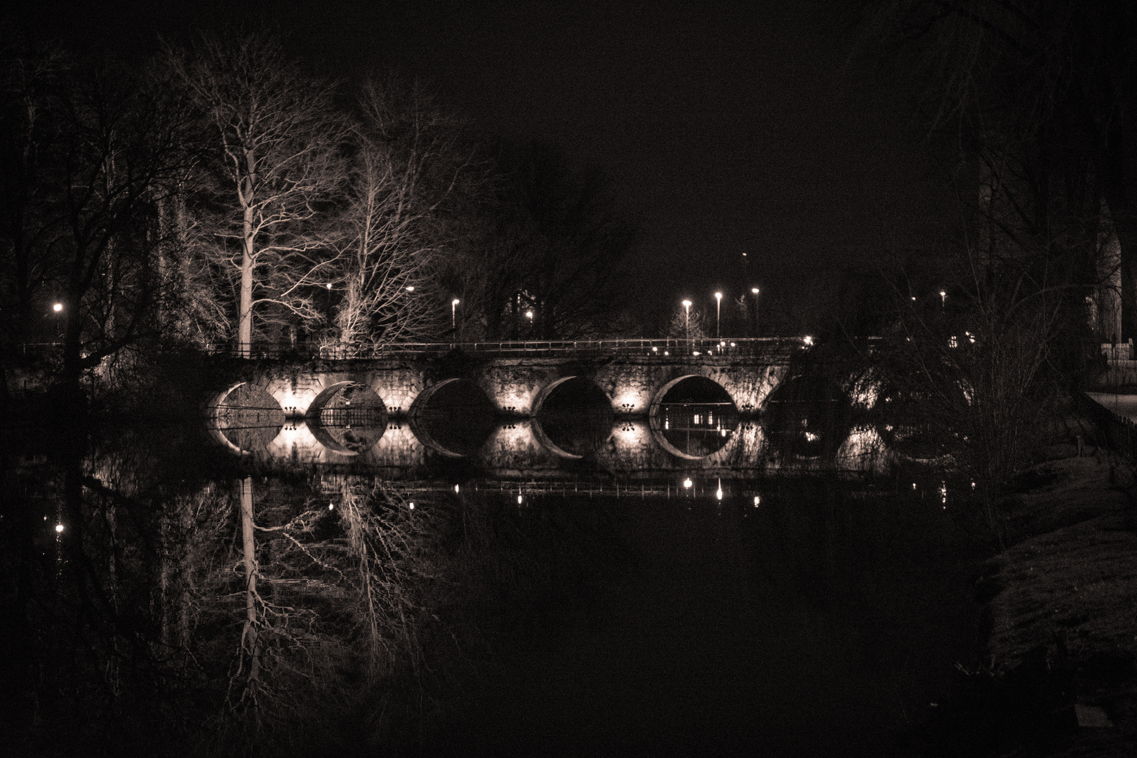 Brücke in Brügge bei Nacht 