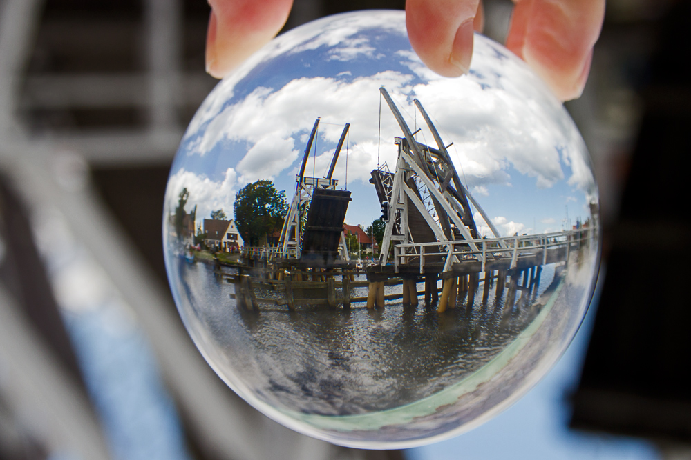 Brücke in Glas