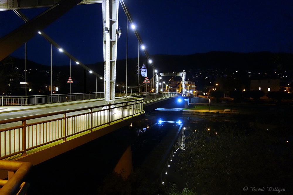 Brücke in Nassau an der Lahn bei Nacht..