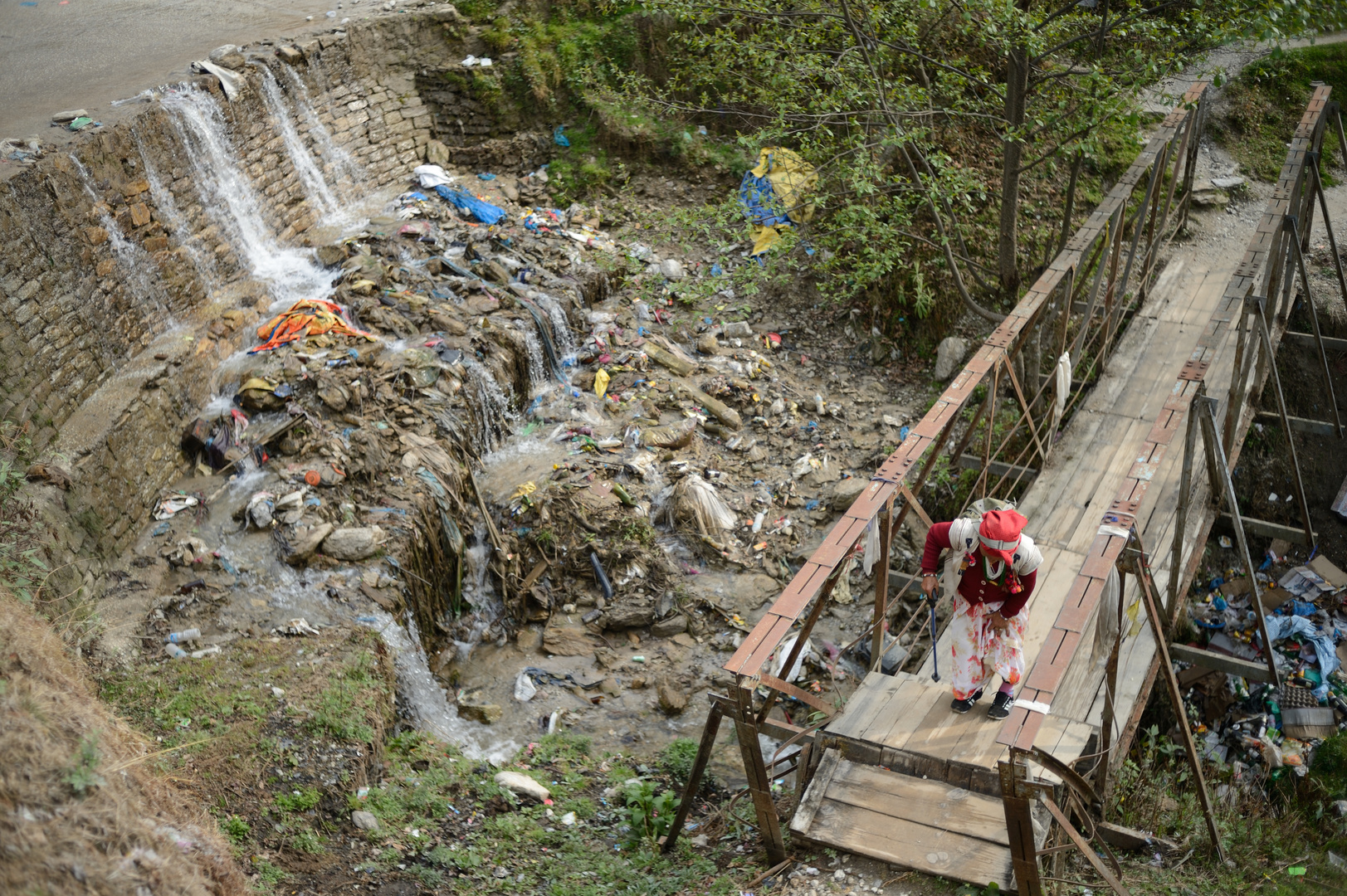 Brücke in Phaplu am Rande vom Makalu Barun National Park