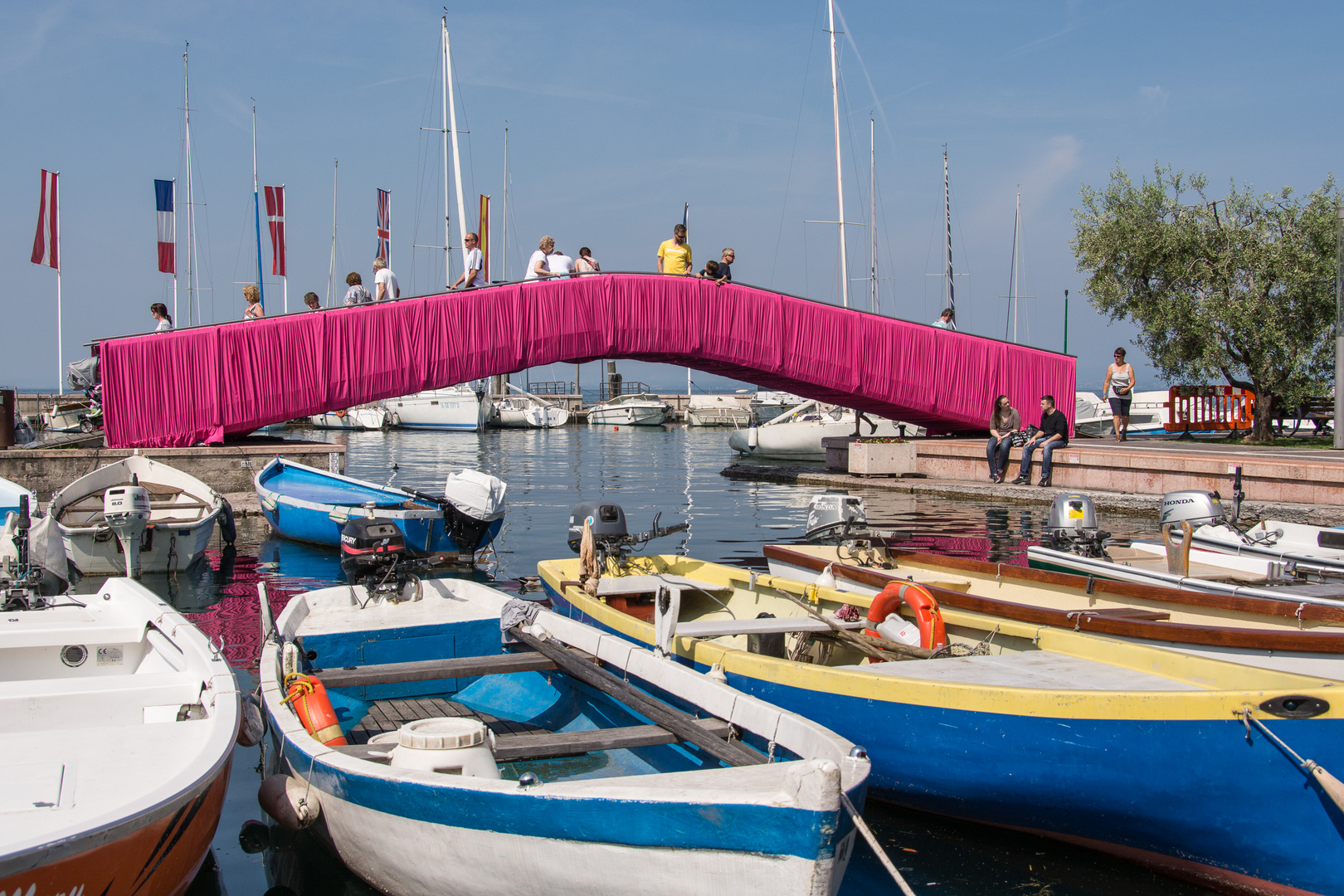 Brücke in Pink