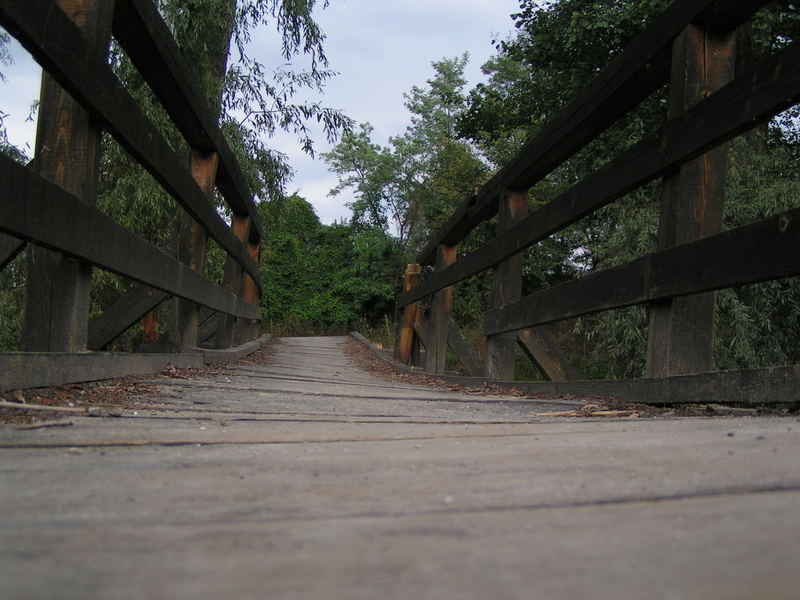 Brücke in Schieflage