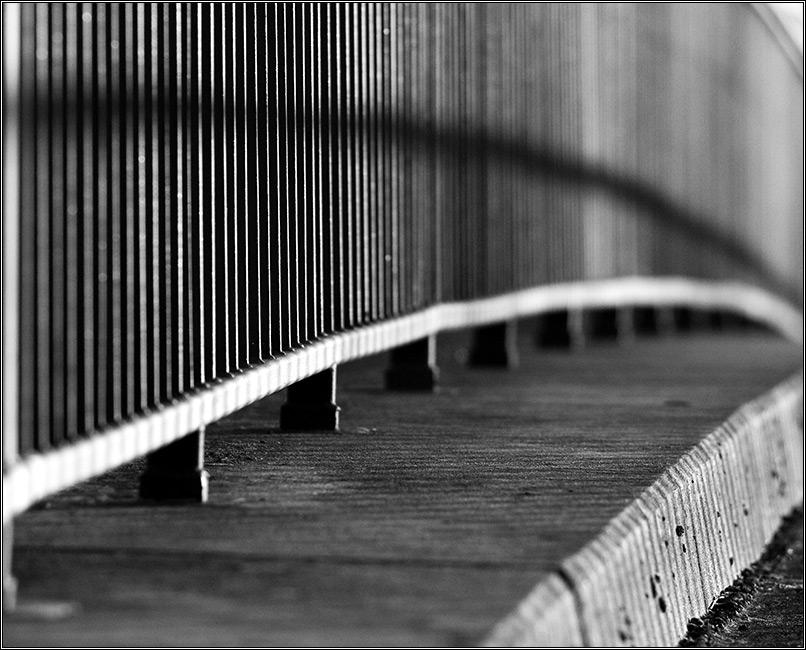 Brücke, Licht, Schatten...