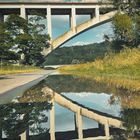 Brücke mit Spiegelung