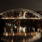 Brücke mit Spiegelung