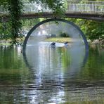 Brücke mit tränendem Auge