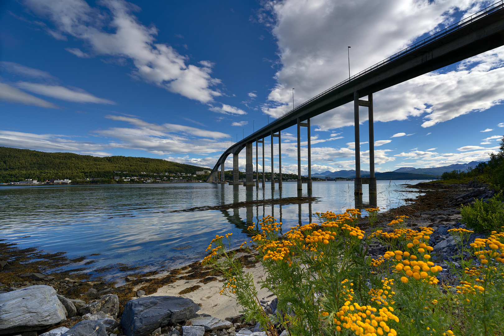 Brücke nach Finsnes