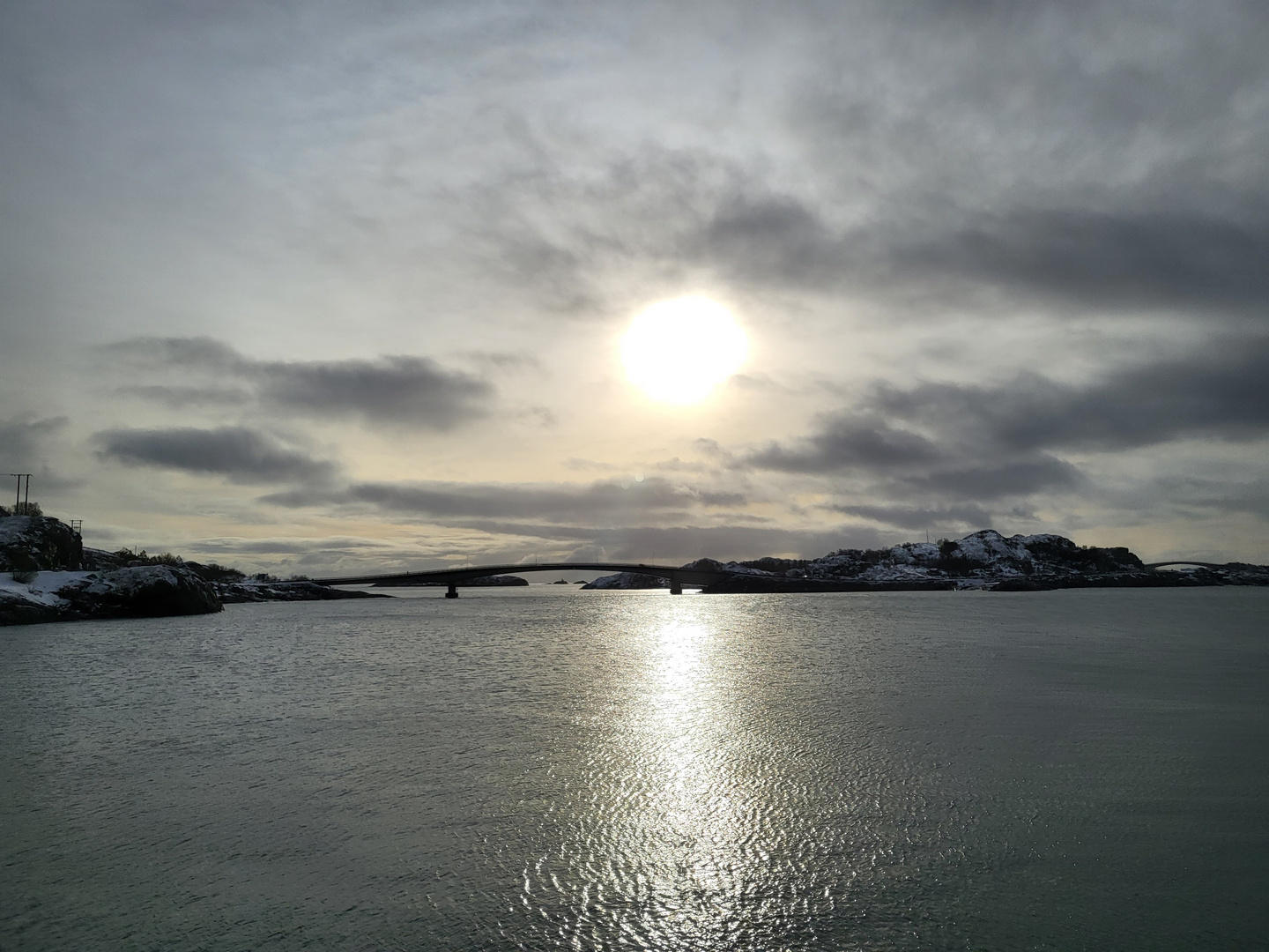 Brücke nach Henningsvaer/Lofoten