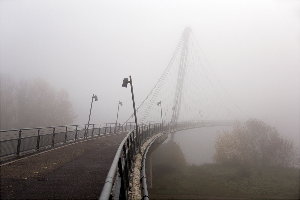 Brücke nach Nirgendwo