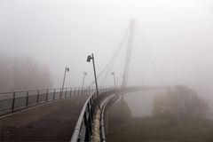 Brücke nach Nirgendwo