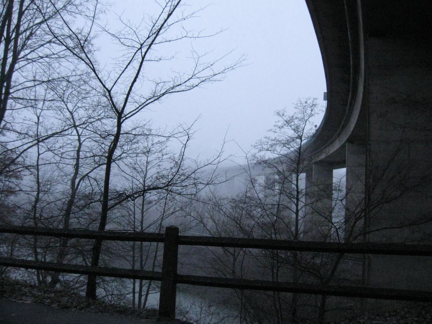 Brücke nach Nirgendwo