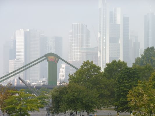 Brücke Nebel Banktuerme FFM lu-19-54col Aktuell +7Retrofotos