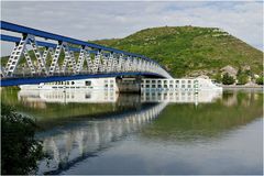 Brücke - Schiff - und Berg....