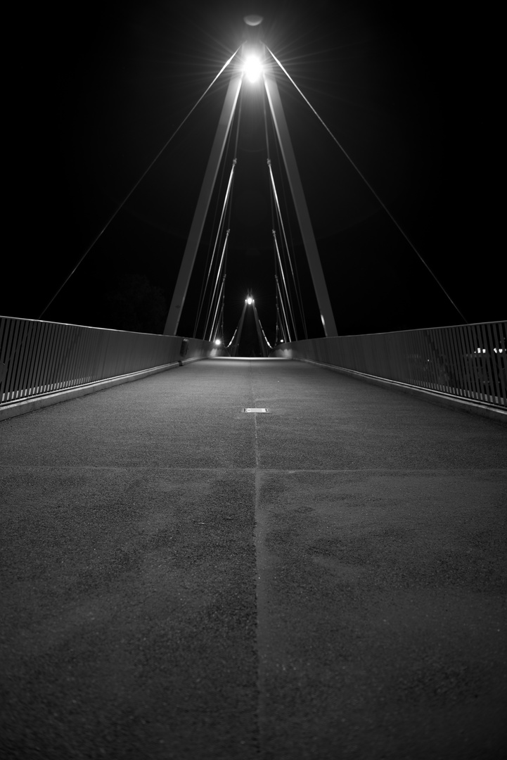 _Brücke SO b&w