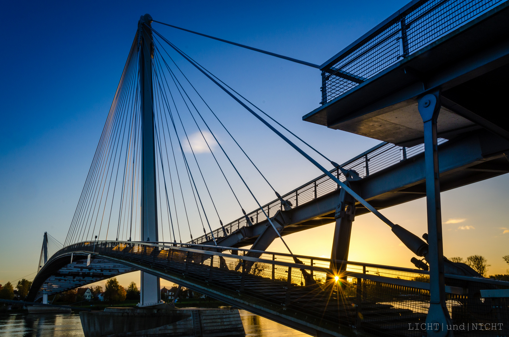 Brücke | Stern | Wölkchen