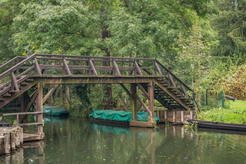 Brücke über dem Fließ - Lübbenau/Spreewald