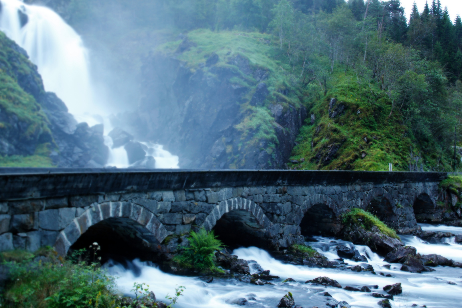 Brücke über dem Latefossen II