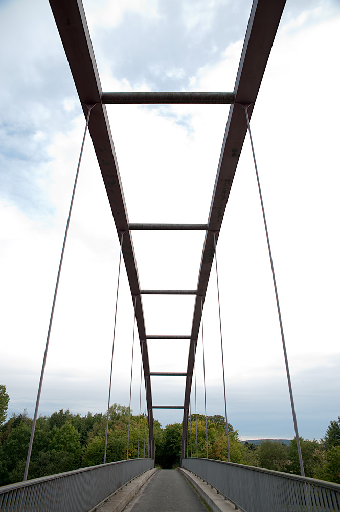 Brücke über dem Mittellandkanal
