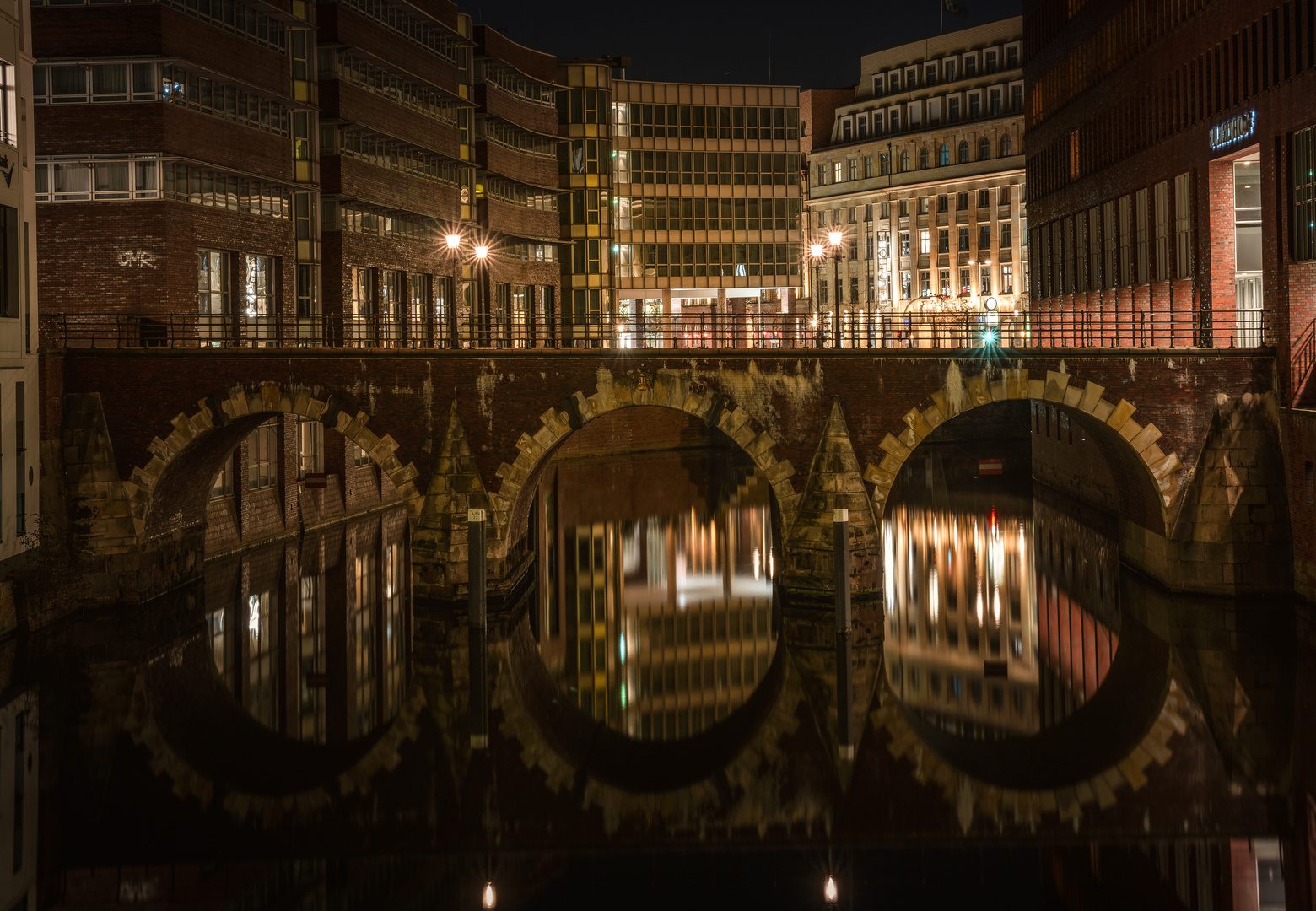 Brücke über den Alsterfleet am Rödingsmarkt