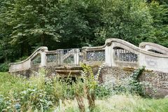 Brücke über den Fleet im Park