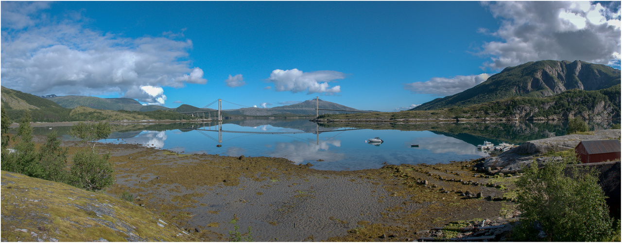 Brücke über den Kjellingfjord