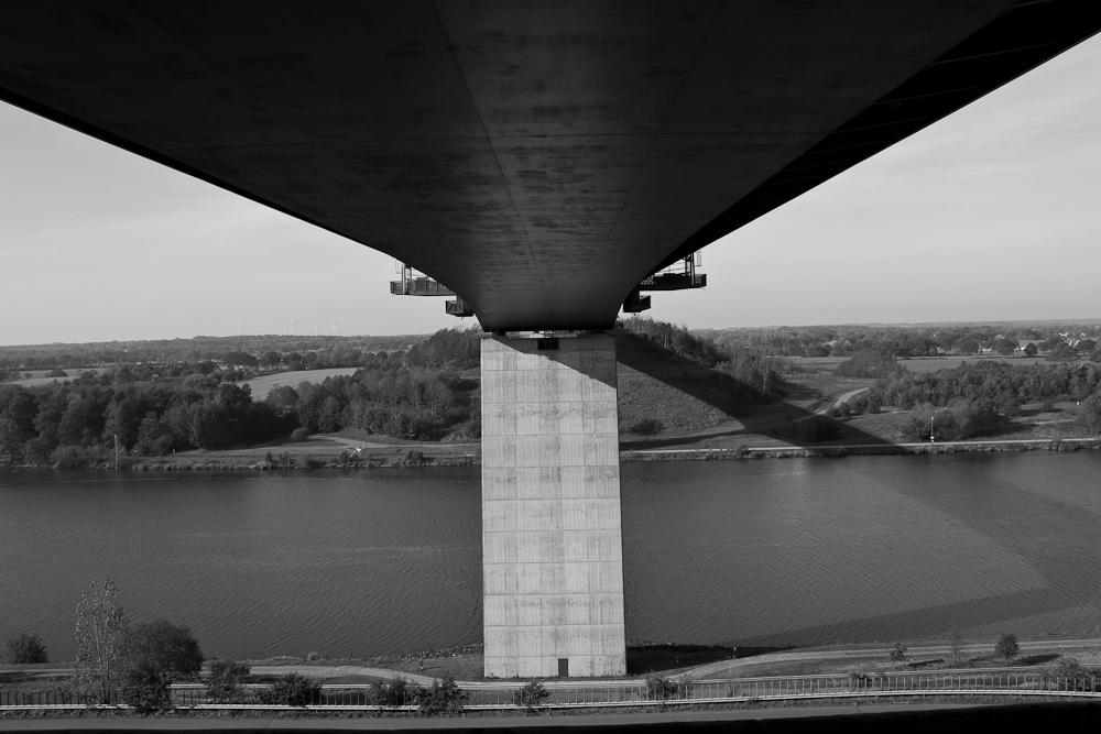 Brücke über den Nord-Ostsee-Kanal