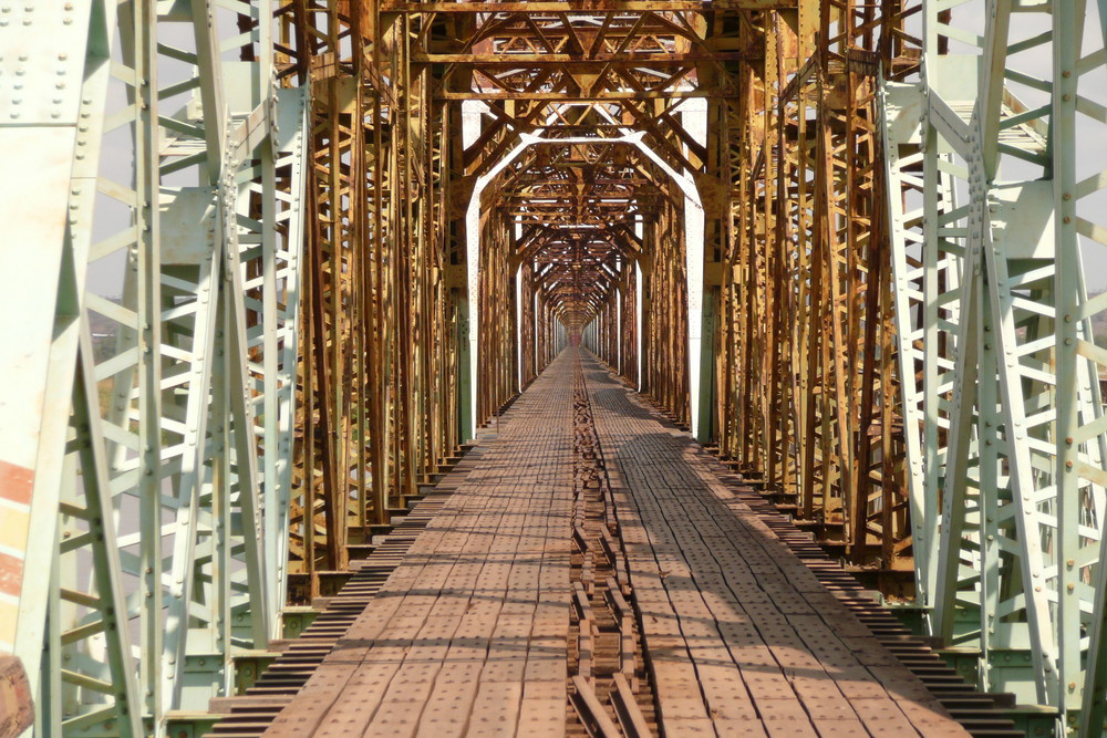 Brücke über den Sambesi/Mosambik Foto & Bild architektur, straßen