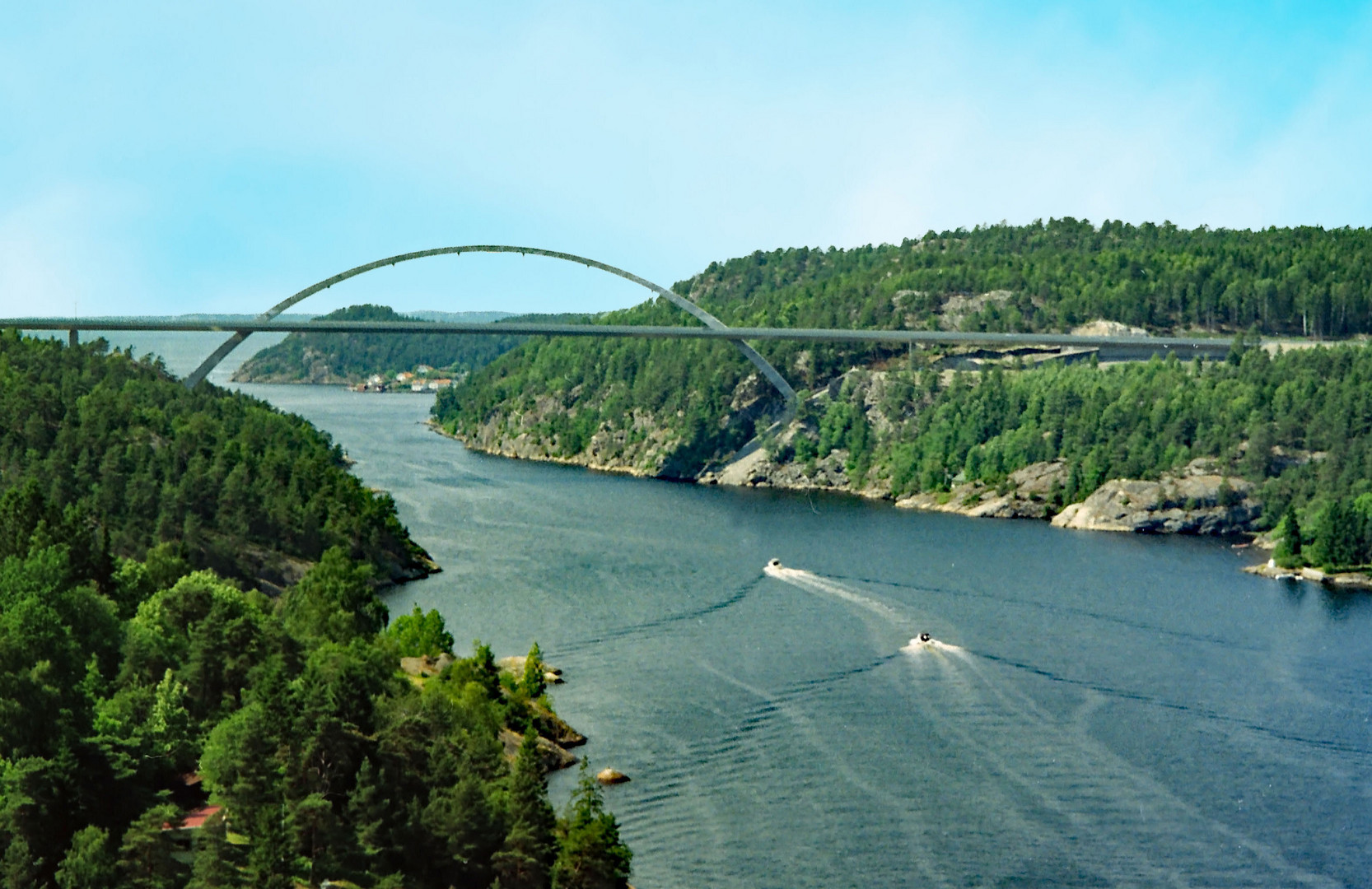 Brücke über den Svinesund