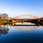 Brücke über der Ruhr in Duisburg