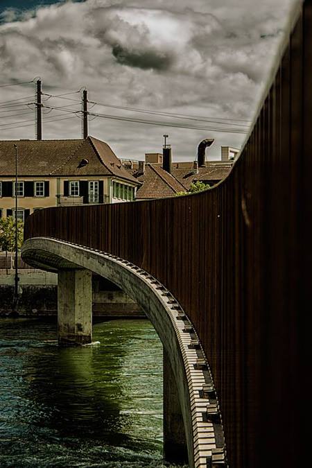 Brücke über die Aare