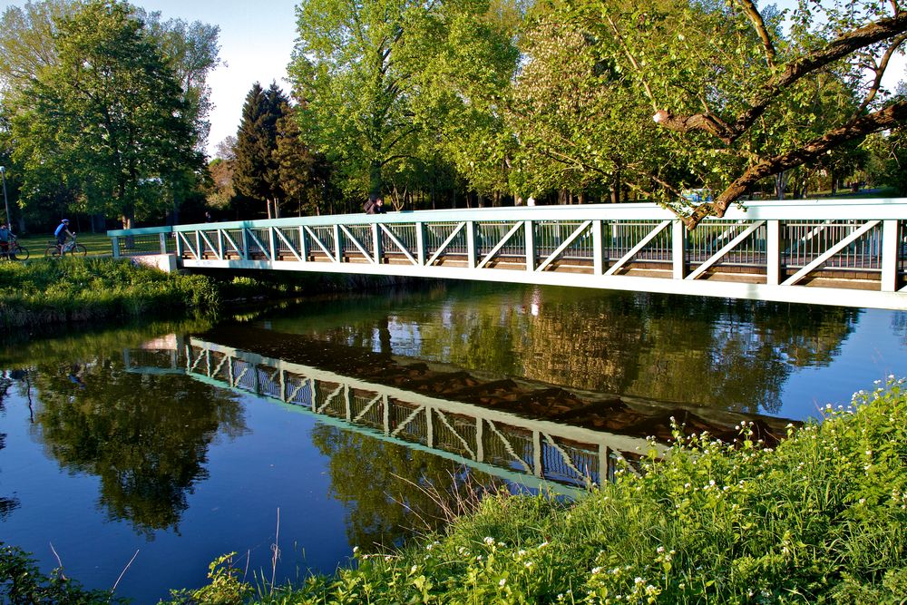 Brücke über die Nidda