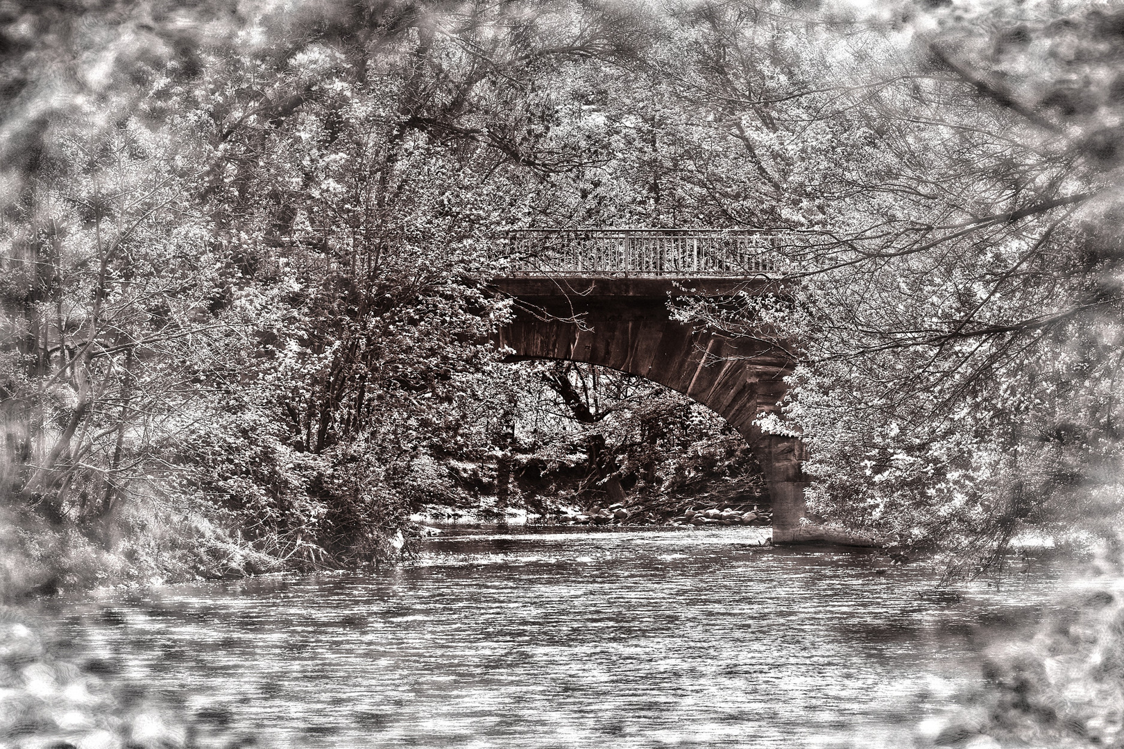 Brücke über die Nidda