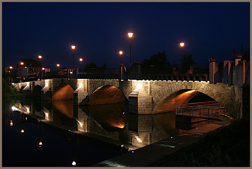 Brücke über die Sioule in St Pourcain sur Sioule