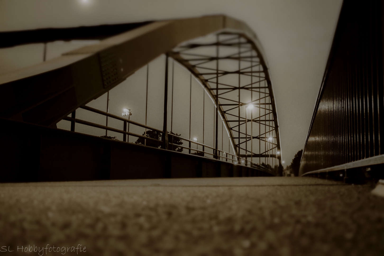 Brücke über die Weser