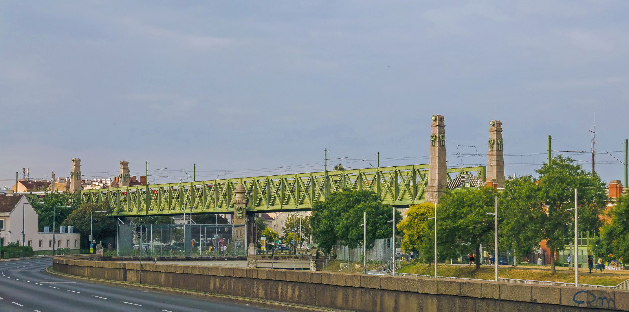 Brücke über die Zeile