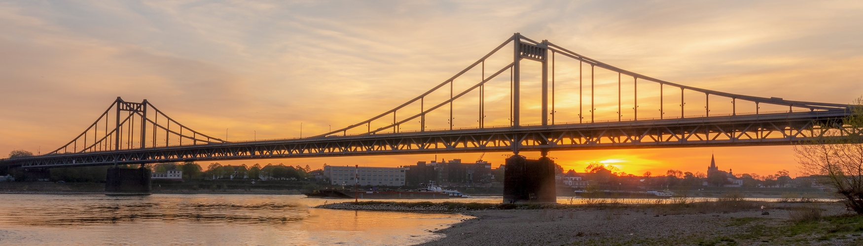 Brücke-Uerdingen