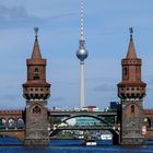 Brücke und Fernsehturm