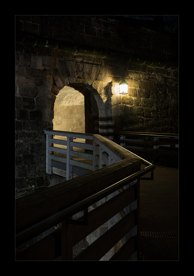 Brücke und Tunnel