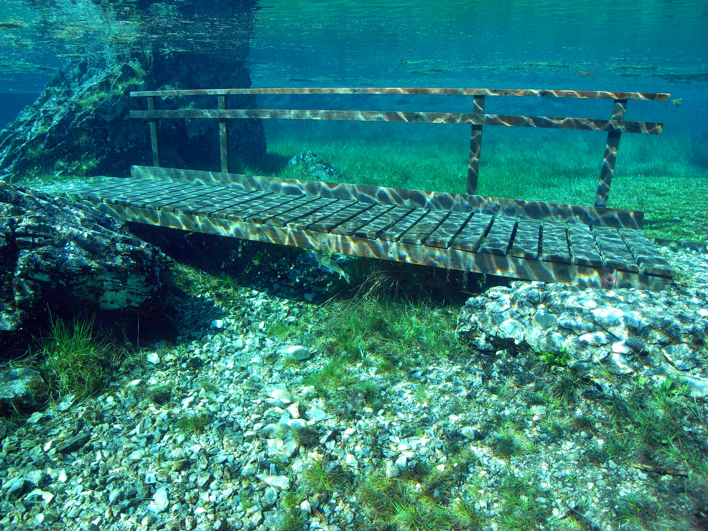 Brücke unterwasser